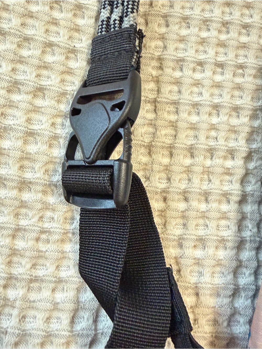 Kavu Crossbody Mini Rope - Picture 3 of 6